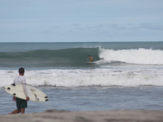 When I cam back the next time, the sand was not right, and no barrels. But as all the Mexicans knew about this, non of them bothered to come. We had the fat but fun waves between a handful of us thefreesurfer.com