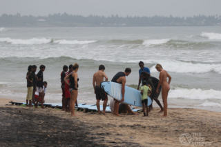 Surf Kids Club Meddawatta Sri Lanka ©thefreesurfer.com