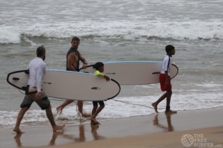 Surf Kids Club Meddawatta Sri Lanka ©thefreesurfer.com